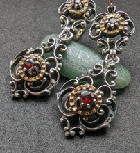 Lade das Bild in den Galerie-Viewer, Alte Ohrringe Sterling Silber 925 14k 585 Gold Granat Tracht BS Bartel &amp; Sohn Augsburg
