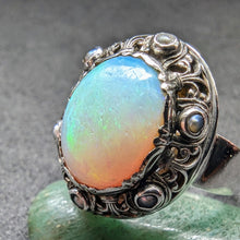 Lade das Bild in den Galerie-Viewer, Art Deco Jugendstil Ring Silber 900 Opal Perle französische Lilie

