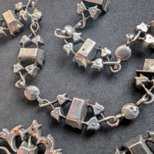 Load image into Gallery viewer, Victorian Silber Collier Paste grün weiß Normandie Frankreich alt antik c. 1880
