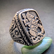 Lade das Bild in den Galerie-Viewer, Ring Heiliger Georg Drachentöter 800 Silber alt antik c. 1920 RG 64 S
