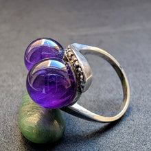 Lade das Bild in den Galerie-Viewer, Art Deco Ring 835 Silber Amethyst Kugeln Markasit alt antik c. 1920 RG 58 S
