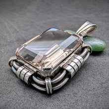 Lade das Bild in den Galerie-Viewer, Jugendstil Art Deco Anhänger 835 Silber Rauchquarz Handarbeit alt antik S
