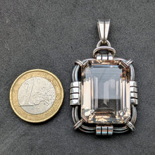Lade das Bild in den Galerie-Viewer, Jugendstil Art Deco Anhänger 835 Silber Rauchquarz Handarbeit alt antik S
