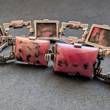 Lade das Bild in den Galerie-Viewer, Art Deco Armband 830 Silber Rhodonit Markasit Handarbeit alt c. 1920 S
