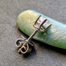 Lade das Bild in den Galerie-Viewer, Ohrstecker 950 Platin Diamant Old Mine Cut c. 0,60 Carat Ohrring einzeln S
