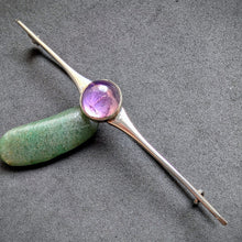 Load image into Gallery viewer, Art Deco Brosche 800 Silber Amethyst alt c. 1930 S
