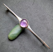 Load image into Gallery viewer, Art Deco Brosche 800 Silber Amethyst alt c. 1930 S
