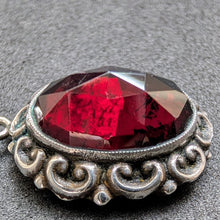 Load image into Gallery viewer, Vintage Granat Anhänger Tracht 835 Silber alt S

