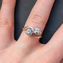 Lade das Bild in den Galerie-Viewer, Vintage Toi et Moi Ring 14k 585 Gold Diamant Brillant 0,30 Carat Wien RG 58/59 S
