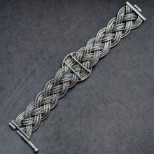 Lade das Bild in den Galerie-Viewer, Vintage Flecht Armband 835 Silber Gustav Hauber Mid Century CZ Gold c. 1950s S
