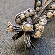 Lade das Bild in den Galerie-Viewer, Victorian Brosche min 750 Silber Perle alt antik c. 1890 S

