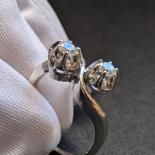 Lade das Bild in den Galerie-Viewer, Vintage Toi et Moi Ring 14k 585 Gold Diamant Brillant 0,30 Carat Wien RG 58/59 S
