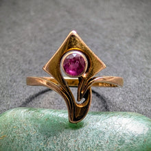 Load image into Gallery viewer, Jugendstil Ring 14k 585 Gold Rubin alt antik c. 1910 RG 52/53 S
