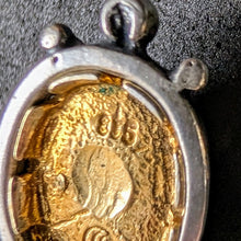 Lade das Bild in den Galerie-Viewer, Vintage Tracht Ohrringe 835 Silber teilvergoldet Granat alt S
