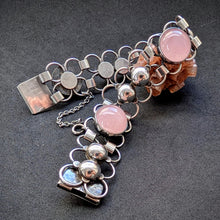 Lade das Bild in den Galerie-Viewer, Mid Century Armband Adolf Regelmann Stuttgart 925 Silber Rosenquarz alt 1950s S

