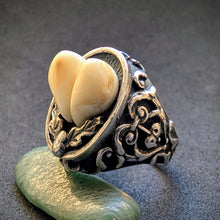 Load image into Gallery viewer, Tracht Ring 835 Silber Grandl alt antik c. 1900 RG 58 S
