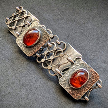 Lade das Bild in den Galerie-Viewer, Armband 925 Silber Adolf Regelmann Stuttgart Bernstein Design alt 1950s S
