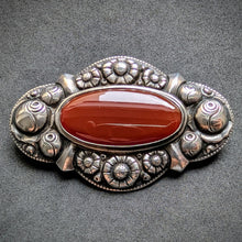 Lade das Bild in den Galerie-Viewer, Jugendstil Brosche 800 Silber Karneol alt antik c. 1920 S
