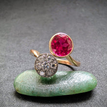 Lade das Bild in den Galerie-Viewer, Art Deco Ring Toi et Moi 585 Gold Diamant Rubin alt antik c. 1920 RG 52 S
