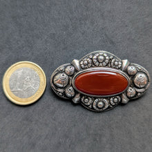 Lade das Bild in den Galerie-Viewer, Jugendstil Brosche 800 Silber Karneol alt antik c. 1920 S

