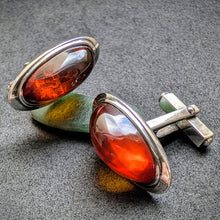 Load image into Gallery viewer, Vintage Designer Manschettenknöpfe Bernstein 835 Silber Silberschmiedearbeit S
