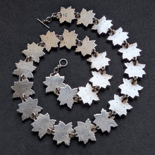 Load image into Gallery viewer, Jugendstil Art Deco Ahornblatt Collier Kette 925 Silber Handarbeit alt antik S
