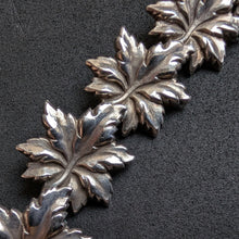 Load image into Gallery viewer, Jugendstil Art Deco Ahornblatt Collier Kette 925 Silber Handarbeit alt antik S
