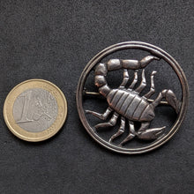 Lade das Bild in den Galerie-Viewer, Vintage Skorpion Brosche Volmer Balmer Denmark Sterling Silber 925
